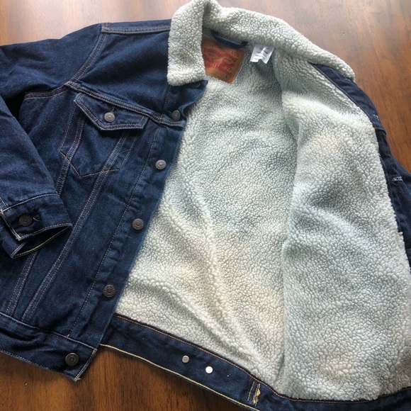 Levi’s Fleece Warm Lined Dark Denim Jean Jacket SM - Picture 2 of 5